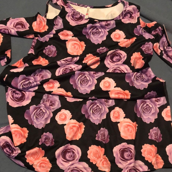 Girls dress - Picture 2 of 2